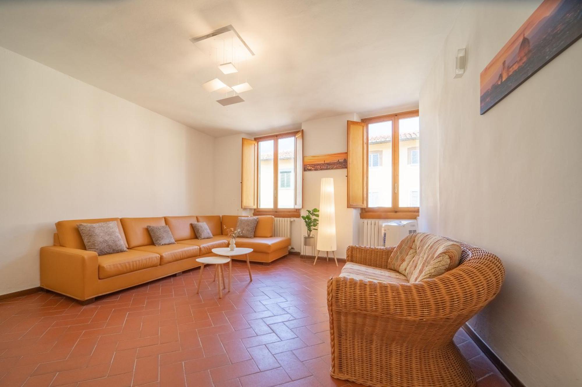 Cimabue - Spacious In The Heart Of Apartamento *